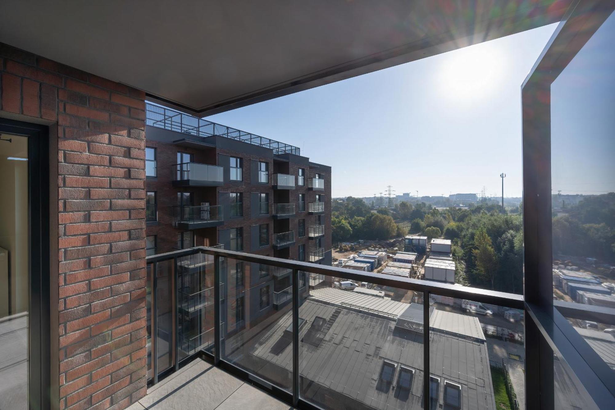 Wroclaw 1-Bedroom Apartment With Parking & Balcony By Noclegi Renters Exteriér fotografie